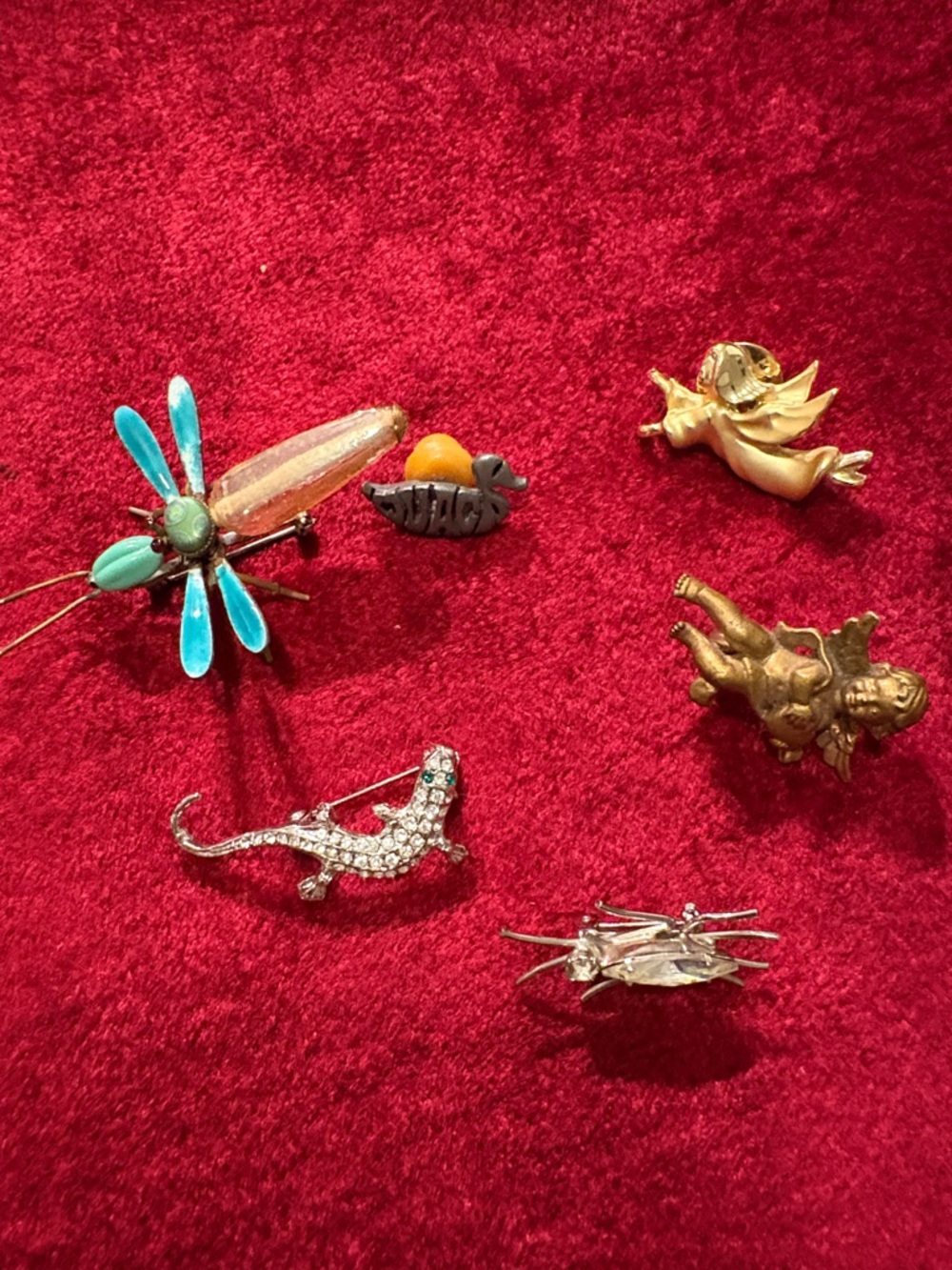 Rhinestone bugs lizards angels duck vintage 6 total included
